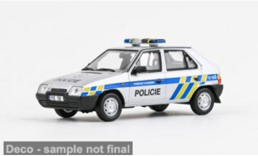 Miniature Skoda Favorit 1/43 Abrex 136L 1988 Policie (CZ) 1:43 Skoda Favorit 1/43 Abrex 136L 1988 Policie (CZ) 1:43 miniature