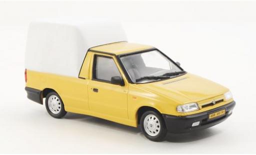 Miniature Skoda Felicia 1/43 Abrex Pick-Up jaune/matt-blanche 1996 Skoda Felicia 1/43 Abrex Pick-Up jaune/matt-blanche 1996 miniature