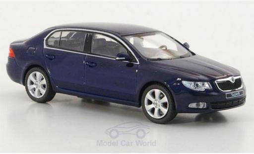 Miniature Skoda Superb 1/43 Abrex II metallise bleue Skoda Superb 1/43 Abrex II metallise bleue miniature