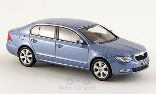 Miniature Skoda Superb 1/43 Abrex II metallise bleue Skoda Superb 1/43 Abrex II metallise bleue miniature