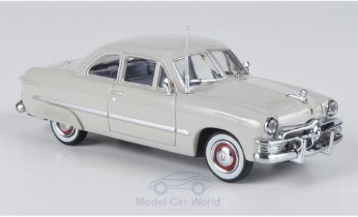 Miniature Ford Custom 1/43 American Heritage Models grise 1949 2-Door Ford Custom 1/43 American Heritage Models grise 1949 2-Door miniature
