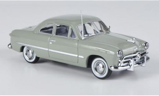 Miniature Ford Custom 1/43 American Heritage Models verte 1949 2-Door Ford Custom 1/43 American Heritage Models verte 1949 2-Door miniature