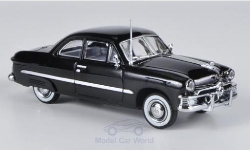 Miniature Ford Custom 1/43 American Heritage Models noire 1949 2-Door Ford Custom 1/43 American Heritage Models noire 1949 2-Door miniature