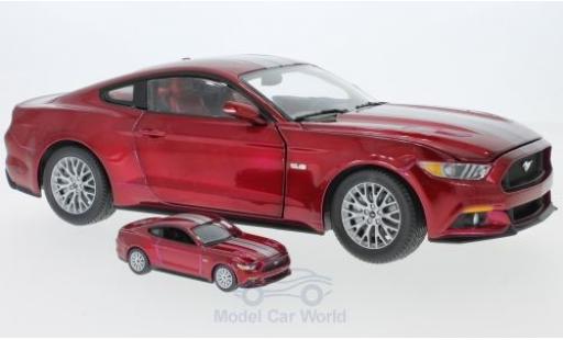 Miniature Ford Mustang GT 1/64 Auto World GT metallise rouge/grise 2017 plus Modell in 1:64 Ford Mustang GT 1/64 Auto World GT metallise rouge/grise 2017 plus Modell in 1:64 miniature
