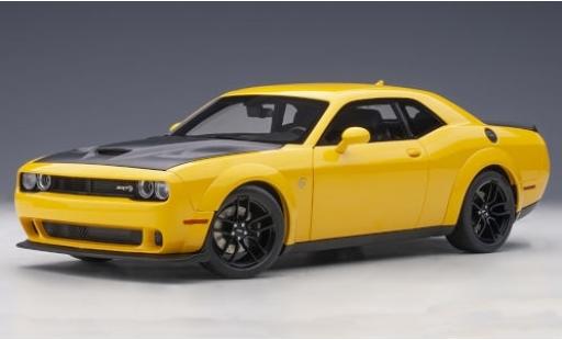 Miniature Dodge Challenger 1/18 AUTOart SRT Hellcat Widebody jaune/matt-noire 2018 Dodge Challenger 1/18 AUTOart SRT Hellcat Widebody jaune/matt-noire 2018 miniature