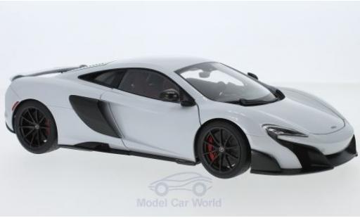 Miniature McLaren 675 1/18 AUTOart LT blanche 2016 McLaren 675 1/18 AUTOart LT blanche 2016 miniature
