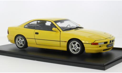 Miniature Bmw 850 1/18 Solido (E31) CSI jaune 1:18 Bmw 850 1/18 Solido (E31) CSI jaune 1:18 miniature