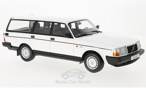 Miniature Volvo 240 GL 1/18 BoS Models GL blanche 1989 Volvo 240 GL 1/18 BoS Models GL blanche 1989 miniature