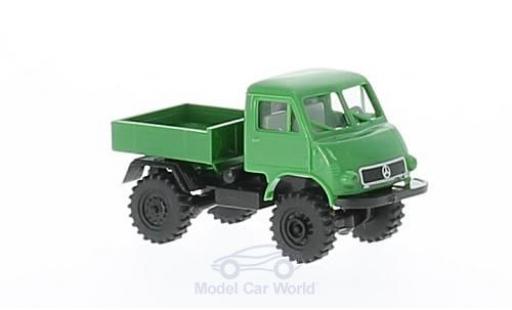 Miniature Mercedes Unimog 1/87 Brekina 402 verte/noire Pritsche Mercedes Unimog 1/87 Brekina 402 verte/noire Pritsche miniature
