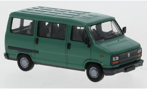 Miniature Peugeot J5 1/87 Brekina Bus verte 1982 Peugeot J5 1/87 Brekina Bus verte 1982 miniature