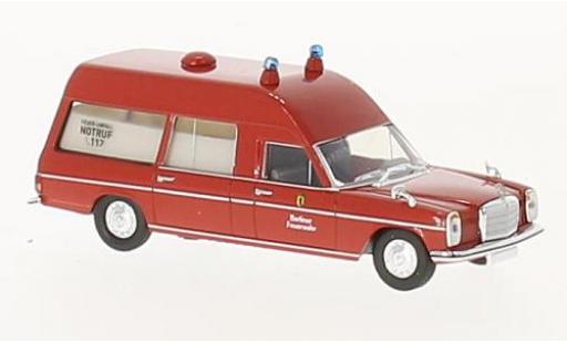 Miniature Mercedes /8 1/87 Brekina Berliner Feuerwehr ambulance Mercedes /8 1/87 Brekina Berliner Feuerwehr ambulance miniature