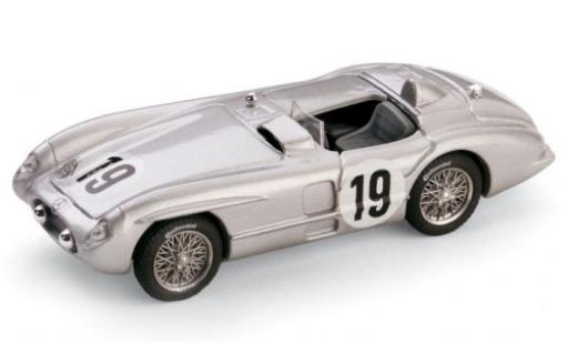 Miniature Mercedes 300 1/43 Brumm SLR No.19 24h Le Mans 1955 Moss Collection J.M.Fangio/S.Moss Mercedes 300 1/43 Brumm SLR No.19 24h Le Mans 1955 Moss Collection J.M.Fangio/S.Moss miniature