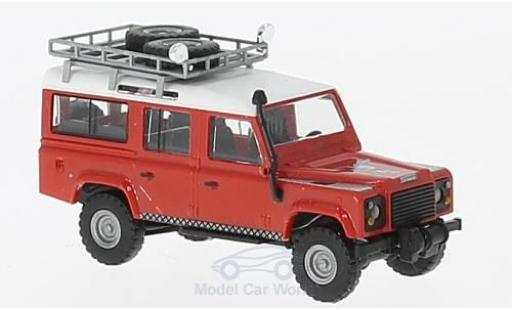 Miniature Land Rover Defender 1/87 Busch rouge/blanche Lion 1983 mit Dachgepäckträger und zwei Ersatzreifen Land Rover Defender 1/87 Busch rouge/blanche Lion 1983 mit Dachgepäckträger und zwei Ersatzreifen miniature