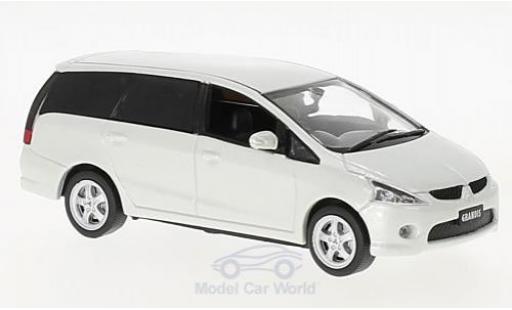 Miniature Mitsubishi Grandis 1/43 First 43 Models metallise blanche RHD 2003 Mitsubishi Grandis 1/43 First 43 Models metallise blanche RHD 2003 miniature