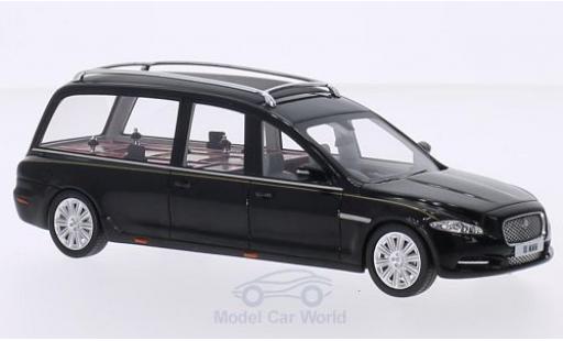 Miniature Jaguar XJ 1/43 GLM (X351) Hearse Wilcox noire 2013 Jaguar XJ 1/43 GLM (X351) Hearse Wilcox noire 2013 miniature