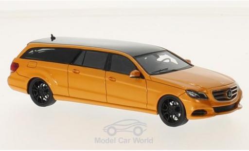 Miniature Mercedes Classe E 1/43 GLM (S212) Binz Estate Limousine metallise orange/noire 2015 Mercedes Classe E 1/43 GLM (S212) Binz Estate Limousine metallise orange/noire 2015 miniature