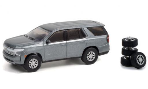 Miniature Chevrolet Tahoe 1/64 Greenlight metallise grise 2021 avec Ersatzrädern Chevrolet Tahoe 1/64 Greenlight metallise grise 2021 avec Ersatzrädern miniature