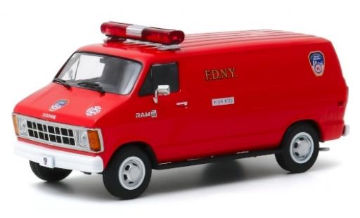 Miniature Dodge RAM 1/43 Greenlight B 150 FDNY 1983 Dodge RAM 1/43 Greenlight B 150 FDNY 1983 miniature