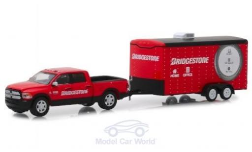 Miniature Dodge RAM 1/64 Greenlight Ram rouge Bridgestone 2017 mit Anhänger Dodge RAM 1/64 Greenlight Ram rouge Bridgestone 2017 mit Anhänger miniature