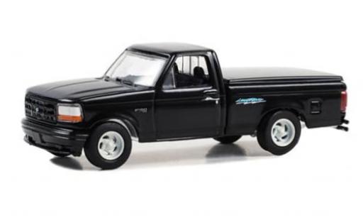 Miniature Ford F-1 1/64 Greenlight 50 SVT Lightning noire 1994 1:64 Ford F-1 1/64 Greenlight 50 SVT Lightning noire 1994 1:64 miniature