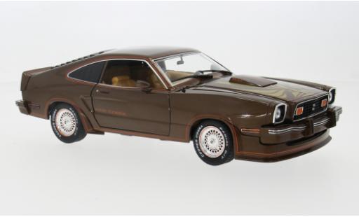 Miniature Ford Mustang 1/18 Greenlight II King Cobra marron/orange 1978 1:18 Ford Mustang 1/18 Greenlight II King Cobra marron/orange 1978 1:18 miniature