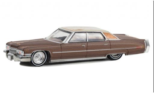 Miniature Cadillac Sedan 1/64 Greenlight DeVille metallise marron/blanche 1973 Cadillac Sedan 1/64 Greenlight DeVille metallise marron/blanche 1973 miniature