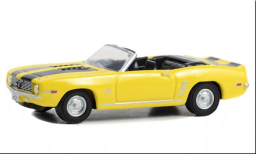 Miniature Chevrolet Camaro 1/64 Greenlight SS Cabriolet jaune/noire 1969 Chevrolet Camaro 1/64 Greenlight SS Cabriolet jaune/noire 1969 miniature