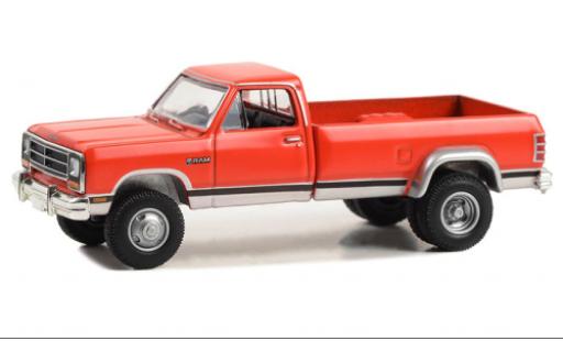 Miniature Dodge RAM 1/64 Greenlight D-350 Dually rouge 1989 Dodge RAM 1/64 Greenlight D-350 Dually rouge 1989 miniature