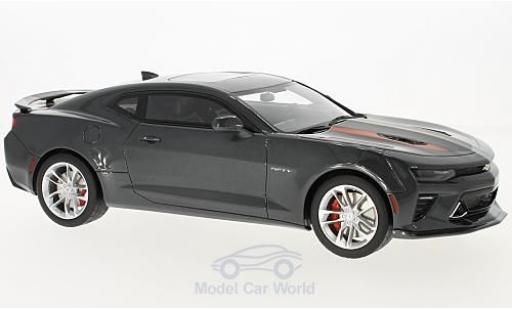 Miniature Chevrolet Camaro RS 1/18 GT Spirit SS metallise grise 2017 Fifty Anniversary Chevrolet Camaro RS 1/18 GT Spirit SS metallise grise 2017 Fifty Anniversary miniature