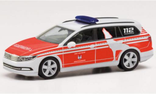 Miniature Volkswagen Passat 1/87 Herpa Variant Feuerwehr Wolfsburg Volkswagen Passat 1/87 Herpa Variant Feuerwehr Wolfsburg miniature