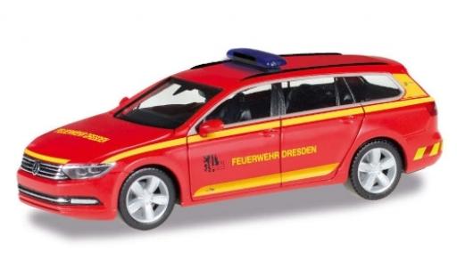 Miniature Volkswagen Passat 1/87 Herpa Variant Feuerwehr Dresden 2018 Volkswagen Passat 1/87 Herpa Variant Feuerwehr Dresden 2018 miniature
