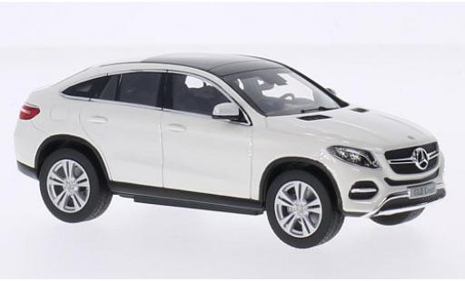 Miniature Mercedes Classe GLE 1/43 Norev GLE Coupe (C292) blanche Mercedes Classe GLE 1/43 Norev GLE Coupe (C292) blanche miniature