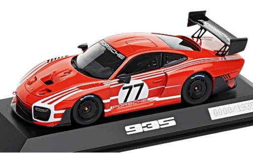 Miniature Porsche 991 GT2 RS 1/43 Spark 935 rouge/blanche No.77 Salzburg Basis: 911 GT2 RS Clubsport (.2) Porsche 991 GT2 RS 1/43 Spark 935 rouge/blanche No.77 Salzburg Basis: 911 GT2 RS Clubsport (.2) miniature