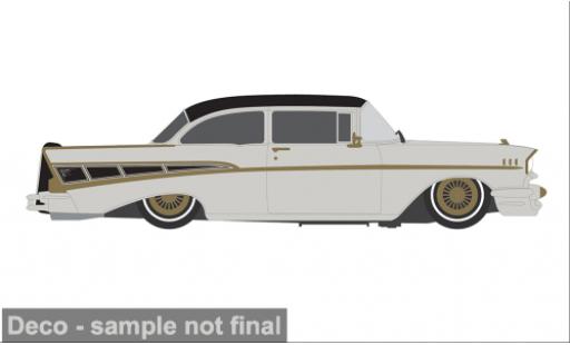 Miniature Chevrolet Bel Air 1/64 IXO America - Lowrider grise 1957 1:64 Chevrolet Bel Air 1/64 IXO America - Lowrider grise 1957 1:64 miniature