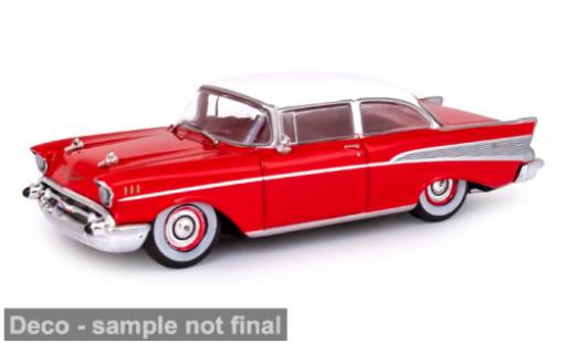 Miniature Chevrolet Bel Air 1/64 IXO America rouge/blanche 1957 1:64 Chevrolet Bel Air 1/64 IXO America rouge/blanche 1957 1:64 miniature
