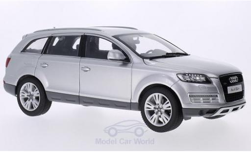 Miniature Audi Q7 1/18 Kyosho grise 2013 Audi Q7 1/18 Kyosho grise 2013 miniature