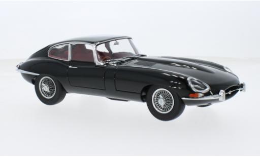 Miniature Jaguar E-Type 1/18 Kyosho noire RHD 1:18 Jaguar E-Type 1/18 Kyosho noire RHD 1:18 miniature