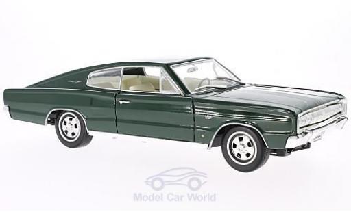 Miniature Dodge Charger 1966 1/18 Lucky Die Cast verte 1966 Dodge Charger 1966 1/18 Lucky Die Cast verte 1966 miniature