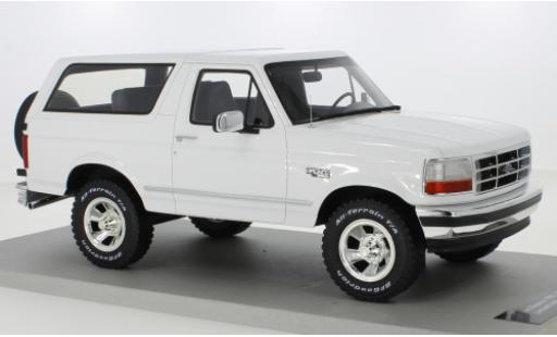 Miniature Ford Bronco 1/18 Lucky Step Models blanche 1992 Ford Bronco 1/18 Lucky Step Models blanche 1992 miniature
