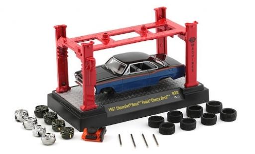 Miniature Chevrolet Nova 1/64 M2 Machines metallise bleue/noire 1967 Foose Cherry avec Hebebühne et 2 Radsätzen Chevrolet Nova 1/64 M2 Machines metallise bleue/noire 1967 Foose Cherry avec Hebebühne et 2 Radsätzen miniature