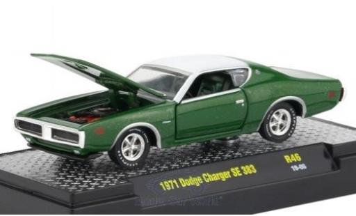 Miniature Dodge Charger 1/64 M2 Machines SE 383 verte/blanche 1971 Dodge Charger 1/64 M2 Machines SE 383 verte/blanche 1971 miniature