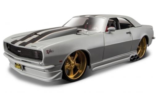 Miniature Chevrolet Camaro 1/24 Maisto Z/28 grise/noire 1968 Chevrolet Camaro 1/24 Maisto Z/28 grise/noire 1968 miniature