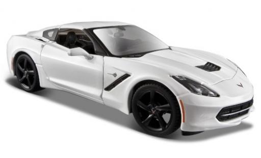 Miniature Chevrolet Corvette 1/24 Maisto Stingray (C7) blanche 2014 Chevrolet Corvette 1/24 Maisto Stingray (C7) blanche 2014 miniature