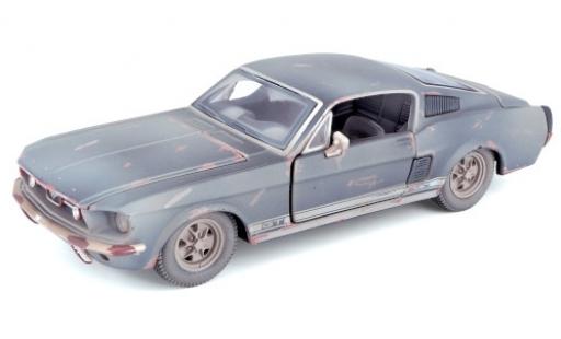 Miniature Ford Mustang 1/24 Maisto GT Fastback noire 1967 trouvaille de grange avec traces de vieilissement Ford Mustang 1/24 Maisto GT Fastback noire 1967 trouvaille de grange avec traces de vieilissement miniature