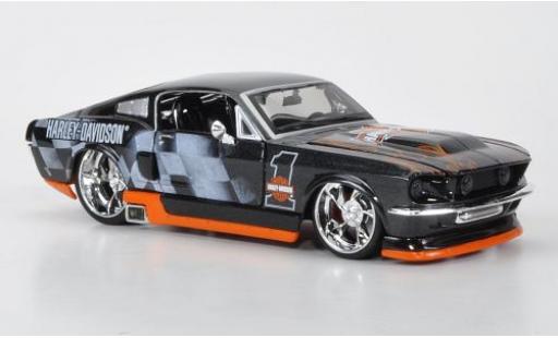 Miniature Ford Mustang 1/24 Maisto GT noire/Dekor 1967 Harley-Davidson Ford Mustang 1/24 Maisto GT noire/Dekor 1967 Harley-Davidson miniature