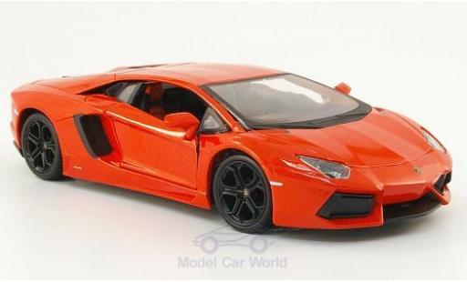Miniature Lamborghini Aventador LP700-4 1/24 Maisto LP700-4 metallise orange 2011 Lamborghini Aventador LP700-4 1/24 Maisto LP700-4 metallise orange 2011 miniature