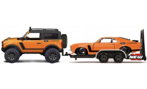 Miniature Ford Bronco 1/24 Maisto Badlands Offroad orange/noire Perfomance 2021 Ford Bronco 1/24 Maisto Badlands Offroad orange/noire Perfomance 2021 miniature
