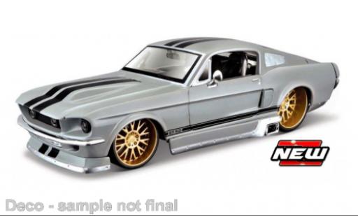 Miniature Ford Mustang 1/24 Maisto GT grise/noire 1967 Ford Mustang 1/24 Maisto GT grise/noire 1967 miniature