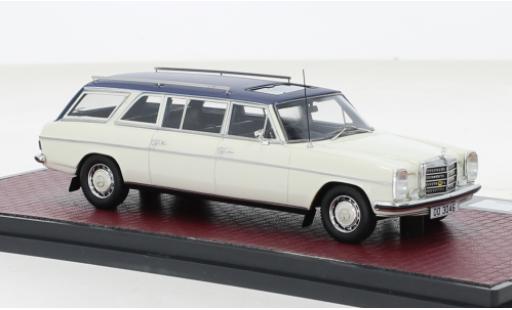 Miniature Mercedes 230 1/43 Matrix /8 (V114) LWB Crayford Estate blanche/bleue 1971 Mercedes 230 1/43 Matrix /8 (V114) LWB Crayford Estate blanche/bleue 1971 miniature