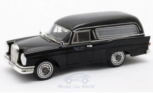 Miniature Mercedes 220 1/43 Matrix SE (W111) Pollmann noire 1966 Mercedes 220 1/43 Matrix SE (W111) Pollmann noire 1966 miniature